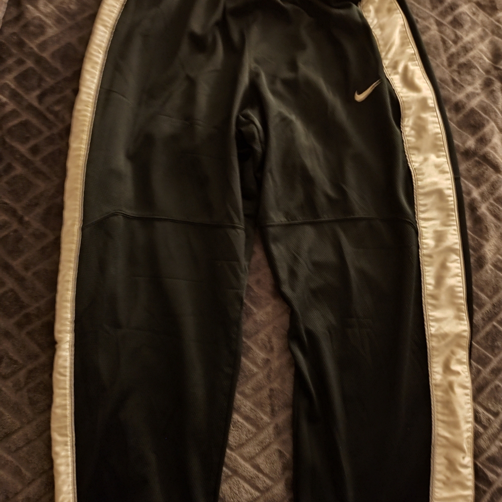 Nike Black and White Breakaway Sweatpants